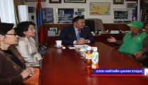Шинэ тосгон хөдөлгөөнийг үүсгэн байгуулагч Солонгосын иргэнийг хүлээн авч уулзав 