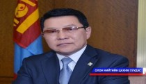 Ч.Улаан: Ирэх оны дундуур цалин, тэтгэврийг нэмнэ 