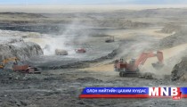 “Алтайн хүдэр” компаниас болж малын бэлчээр хомсдож байгааг малчид ярьж байна 