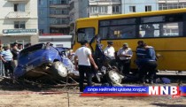 Автобусны ослоор 200 хүн гэмтэж, долоон хүн нас баржээ