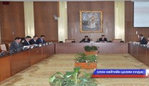 Зөвшөөрлийн тухай хуулийн төслийн анхны хэлэлцүүлгийг хийв