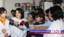 УИХ-ын эмэгтэй гишүүд СХД-ийн Эрүүл мэндийн төвд ажиллалаа