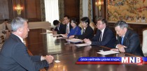 УИХ-ын дарга Элчин сайд Акош Мадаритыг хүлээн авч уулзав