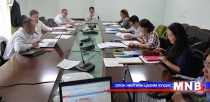 Ажлын дэд хэсэг хуралдаж байна