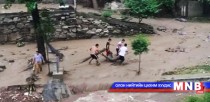 Үерийн улмаас хоёр хүн нас баржээ