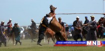 Сайн хүлгийг туурайн чимээгээр таньсан нь