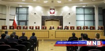 Польшид үндсэн хуулийн цэцийн тухай маргаан үргэлжилж байна