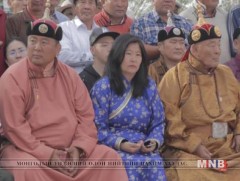 Х.Баянмөнх аваргын охин Увс аймагт нэр дэвшинэ