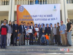 Тэд Монгол Улсаа мотоциклоор тойрон аялна 