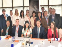 Ерөнхий сайд Оросын сэтгүүлчидтэй уулзлаа