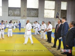 Ерөнхий сайд Олимпийн наадамд оролцох тамирчидтай уулзлаа