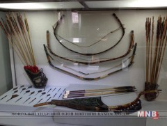 Нум сумны үзэсгэлэн дэлгэгджээ