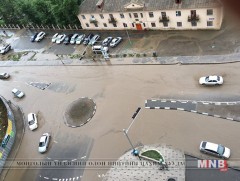 Усанд автсан Улаанбаатар /фото/