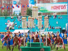 Улсын наадамд түрүүлээгүй бөх ес юм уу, арав давсан тохиолдолд аварга цол олгох асуудал яригдахгүй