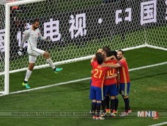 Испанийн гайхалтай тоглолт үргэлжилсээр байна