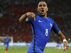 Талбайн эзэд ээлжит гурван оноогоо авлаа