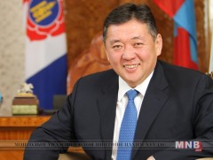 УИХ-ын дарга М.Энхболд чуулга уулзалтад оролцогчдод мэндчилгээ дэвшүүллээ