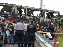 Нийтийн тээврийн автобус осолдож, 26 хүн амь үрэгдлээ