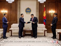 Засгийн газрын зарим гишүүдийг томилох тухай УИХ-ын тогтоолын төслийг өргөн барилаа