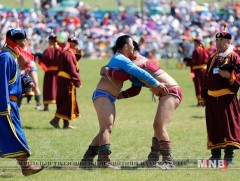 Даншиг наадамд хүчит 256 бөх барилдана