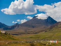 Отгонтэнгэр хайрхныг маргааш тахина