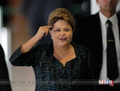 Бразилийн шүүх Дилма Русеффтэй холбоотой хэргийг шүүн хэлэлцэж эхэллээ