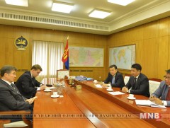 Шадар сайд ОХУ-ын Элчин сайдыг хүлээн авч уулзав