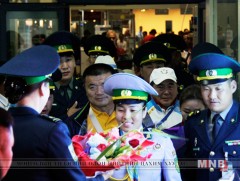 Хилчин тамирчдад орон сууц бэлэглэлээ