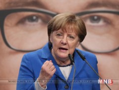 Германы Канцлер Меркелийн нэр хүнд буурч эхэллээ