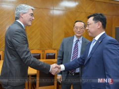 Ж.Эрдэнэбат: Оюутолгой компани эрчим хүчээ Монгол Улсаас худалдаж авах ёстой