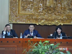 Ж.Эрдэнэбат: Эдийн засаг хүндрэлтэй байгаа ч эрүүл мэндийн салбарын санхүүжилтийг бууруулахгүй