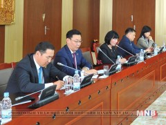 Ж.Эрдэнэбат: Эдийн засаг хүндрэлтэй байгаа ч, эрүүл мэндийн салбарын санхүүжилтийг бууруулахгүй 