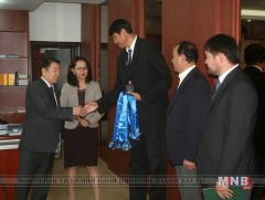 Ц.Шаравжамц ажлаа албан ёсоор хүлээн авлаа