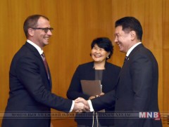 Шадар сайд У.Хүрэлсүх Бүгд Найрамдах Польш Улсын элчин сайдыг хүлээн авч уулзлаа