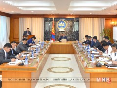 Засгийн газар: Гэр бүлийн хүчирхийллийг гэмт хэрэгт тооцно