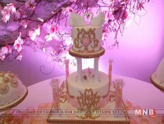 Хуримын үзэсгэлэн худалдаа болж байна 