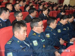 Хууль сахиулах ажиллагаанд тулгамддаг асуудлуудыг хэлэлцэнэ