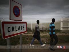 Кале дахь дүрвэгсдийн хуаранг татан буулгана 