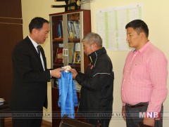Монгол Улсын гавьяат дасгалжуулагч Ё.Төмөрбатаад хүндэтгэл үзүүлэв 