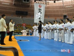 Тулаанчид ганзага дүүрэн байна