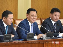 Засгийн газар 100 хоногийн ажлаа тайлагналаа