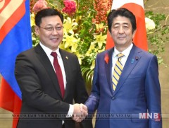 Япон Улсын Ерөнхий сайд Ш.Абэтэй албан ёсны хэлэлцээ хийв 
