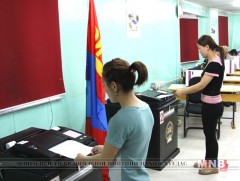 1697 дугаар хэсгийн хороонд нэмэлт сонгуулийн ирц 50 гаруй хувьтай байна