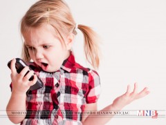 Ухаалаг утас, компьютерийн хэт их хэрэглээ хүүхдүүдийг “Дэлгэцийн дон”-той болгож байна 