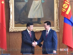 БНХАУ-ын Коммунист намын Төв Хорооны улс төрийн товчооны байнгын хорооны гишүүнтэй уулзлаа