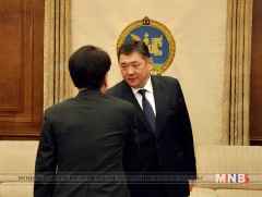 Улсын Их Хурлын дарга БНСУ-ын “КАЛ” компанийн захирал Чи Чан Хүн-ийг хүлээн авч уулзлаа