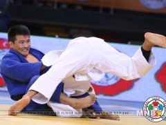 Д.Алтансүх хүрэл медаль хүртлээ