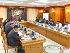 Засгийн газар хуралдлаа