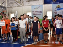 УИХ-ын Тамгын газрын ажилтнууд спортоор өрсөлдөв 