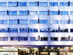 Зочид буудалд 